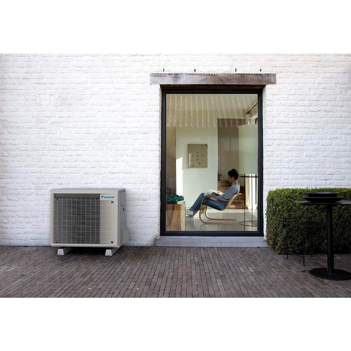 Daikin Emura buitenunit 2,0 kW — afbeelding 2