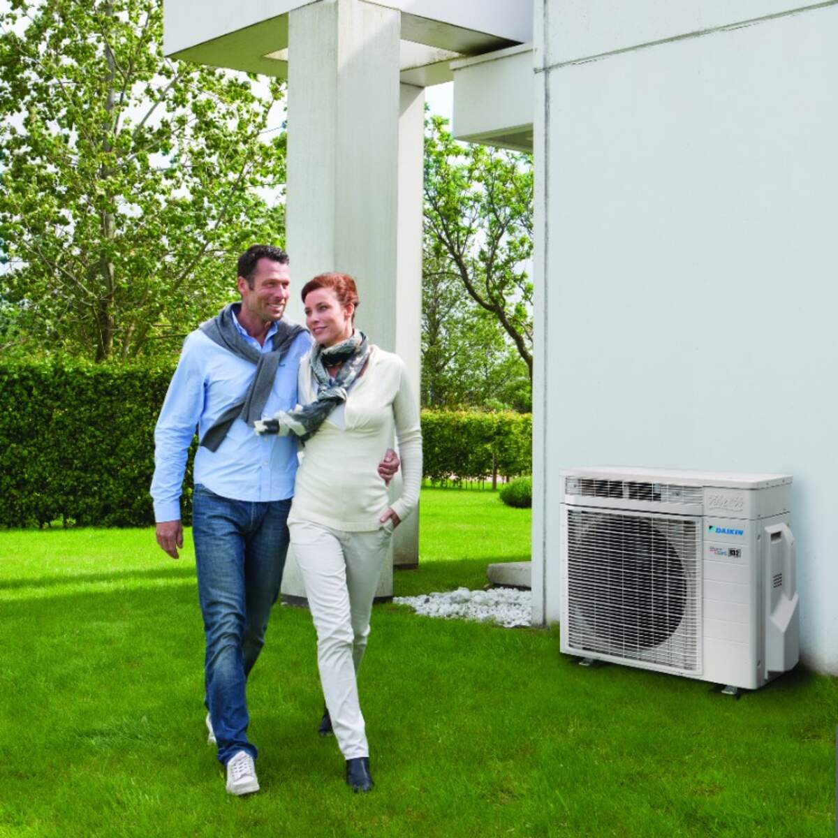 Daikin Ururu Sarara buitenunit 2,5 kW RXZ25N — afbeelding 2